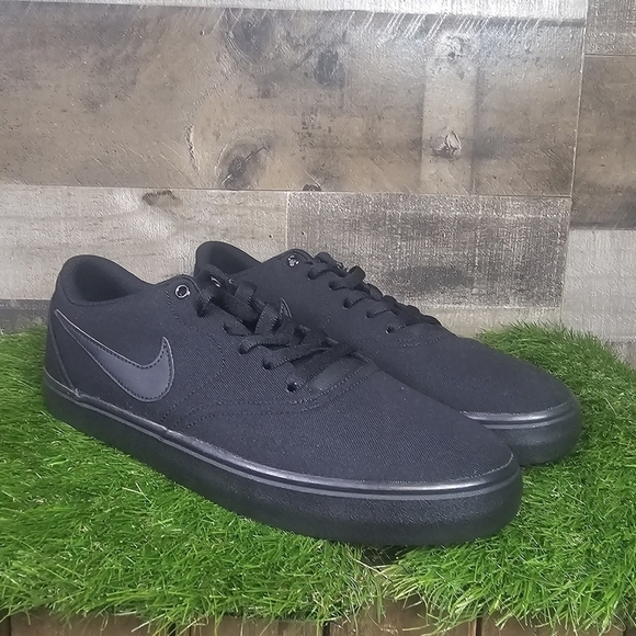 New Nike SB Check Solarsoft Canvas Skateboarding Shoes 921463-001 - Picture 2 of 12